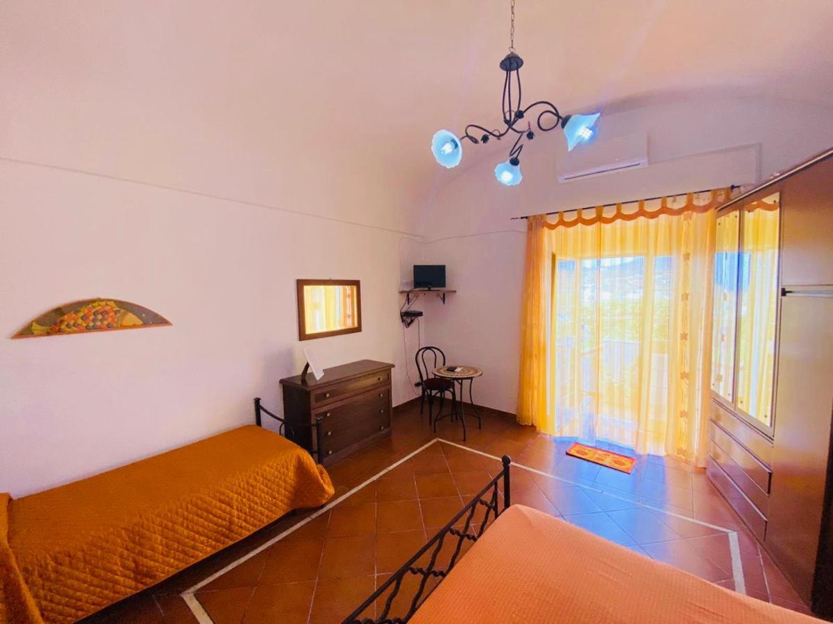 Casa Ninetta - Immobilevante Ponza Exterior foto